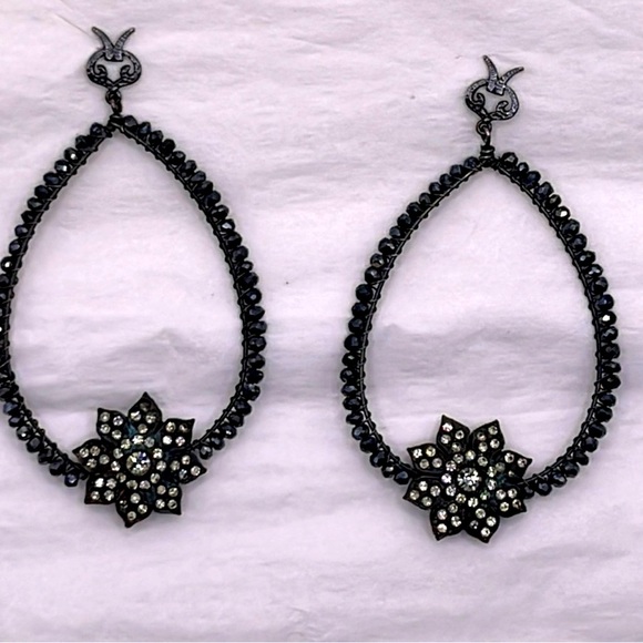 Peruvian Connection Jet Black Iridecensent  Antiqued beaded hoop post earring - Picture 3 of 11